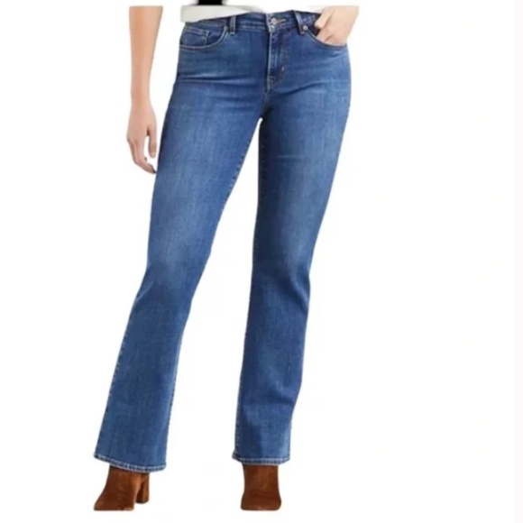 Levi's 415 Relaxed Bootcut Jeans Women's Size 32 mid wash blue boot flare - Picture 1 of 16